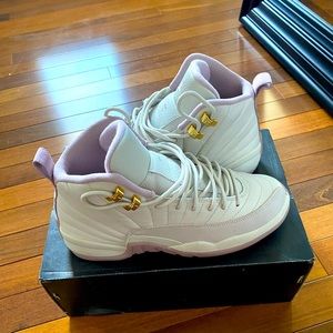 Mint Condition Air Jordan 12 Retro Prem HC GG - 7Y - Light BN / MTLC GLD STR-PLM